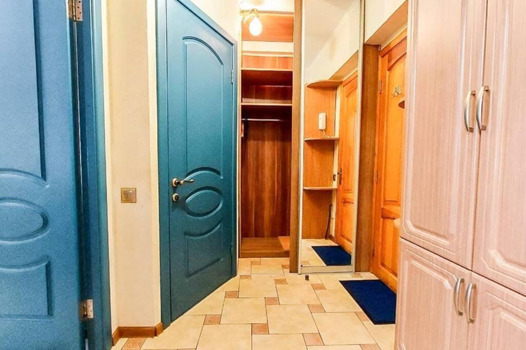 Cozy Flat Apartment Киев Екстериор снимка