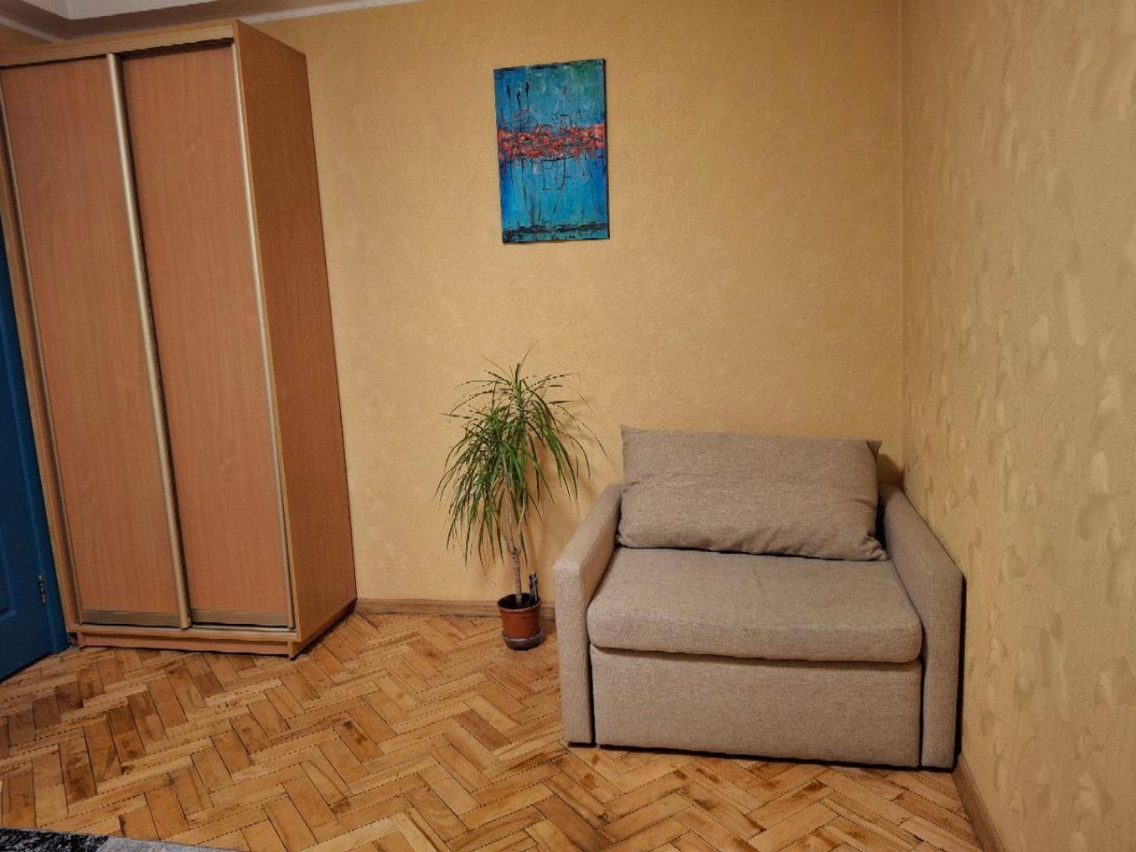 Cozy Flat Apartment Киев Екстериор снимка
